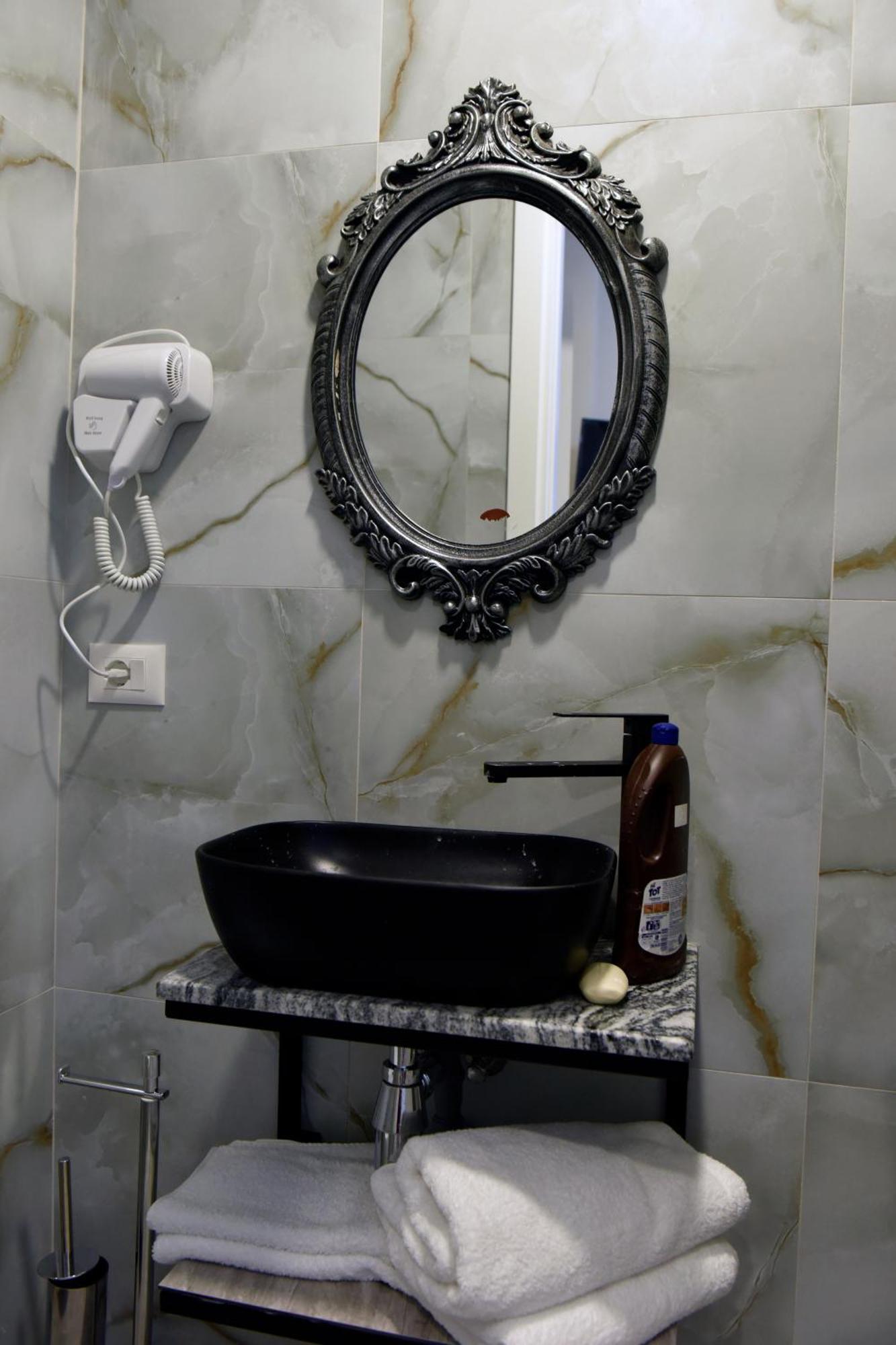 City Center Rooms And Apartments Durrës Eksteriør bilde